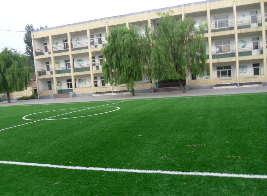 鄒平縣魏橋鎮中心中學足球場